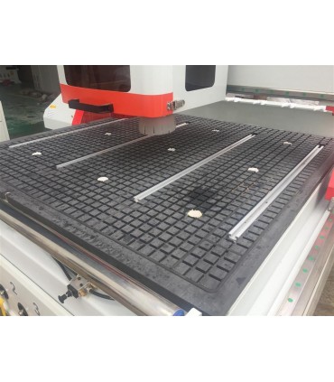 Masina de frezat si gravat CNC Winter RouterMax 1313 Deluxe