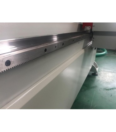 Masina de frezat si gravat CNC Winter RouterMax 1313 ATC Deluxe