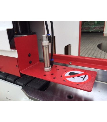 Masina stationara automata pentru aplicat cant Winter Kantomax Basic