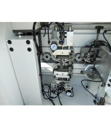 Masina stationara automata pentru aplicat cant Winter Kantomax Speed - Deluxe